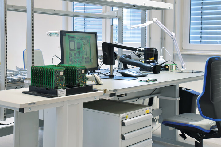 Treston provides workstations to Kraus Hardware - customer story